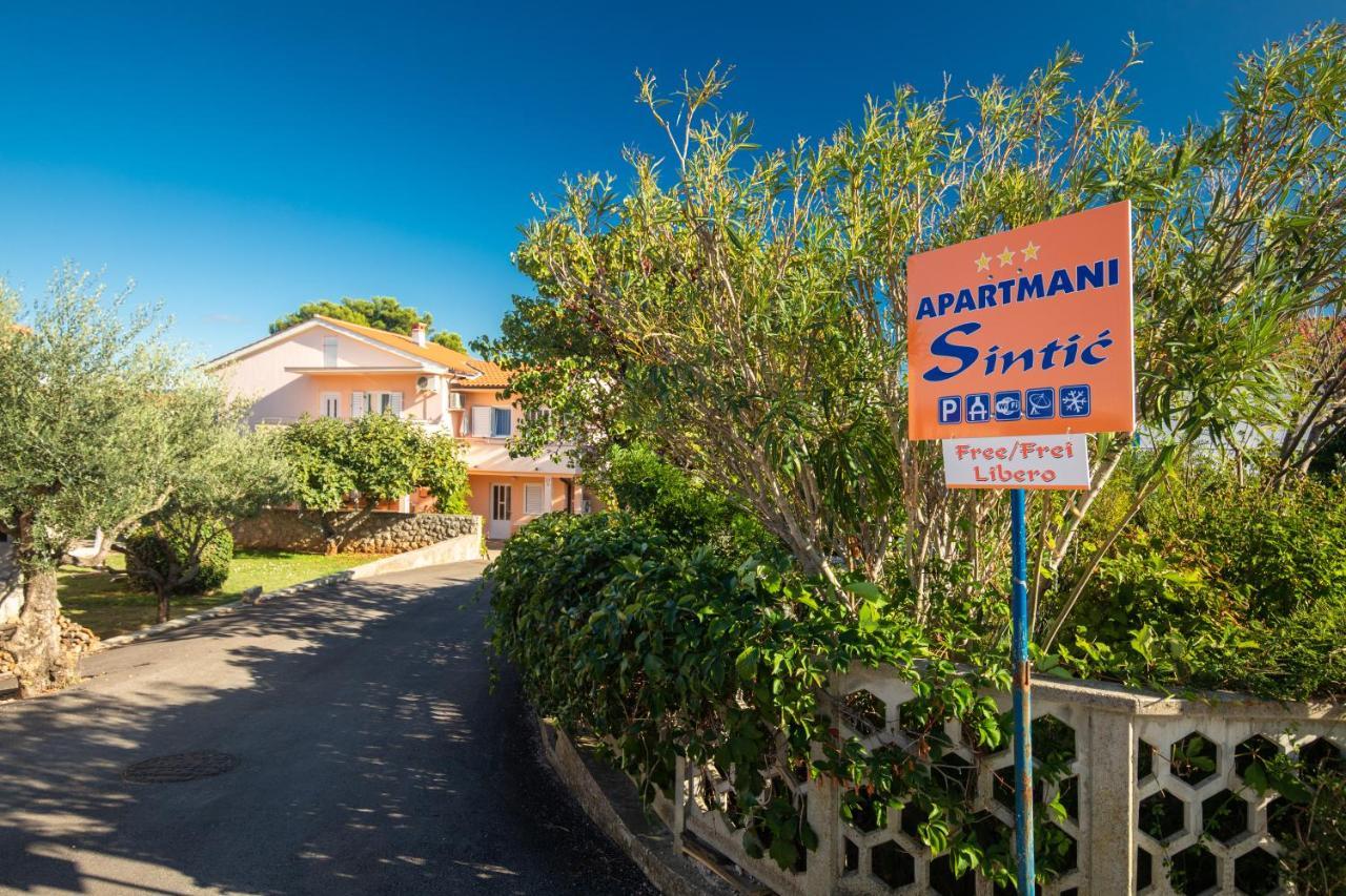 2-Bedroom Krk Apartment - Near Krk Beaches & Town! Krk Town Exteriör bild
